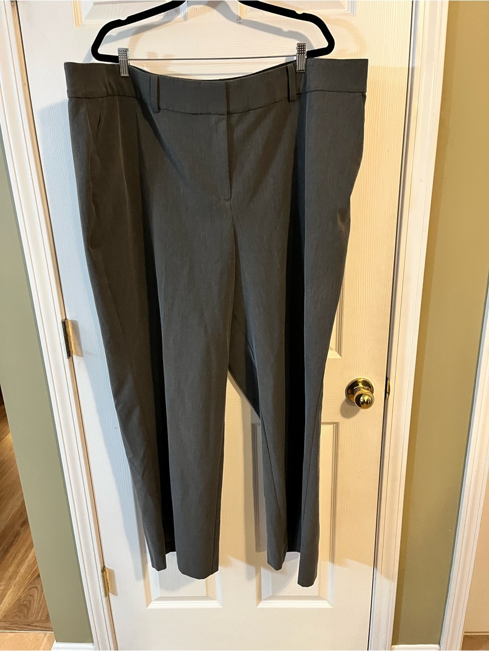Lane Bryant Charcoal Gray Perfect Drape High Rise
Wideleg